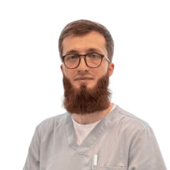 Врач Мирзаев Арсен АлиевичХирург